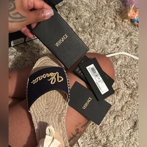 Brand new Versace sandals . no use of keeping them the size was order wrong !